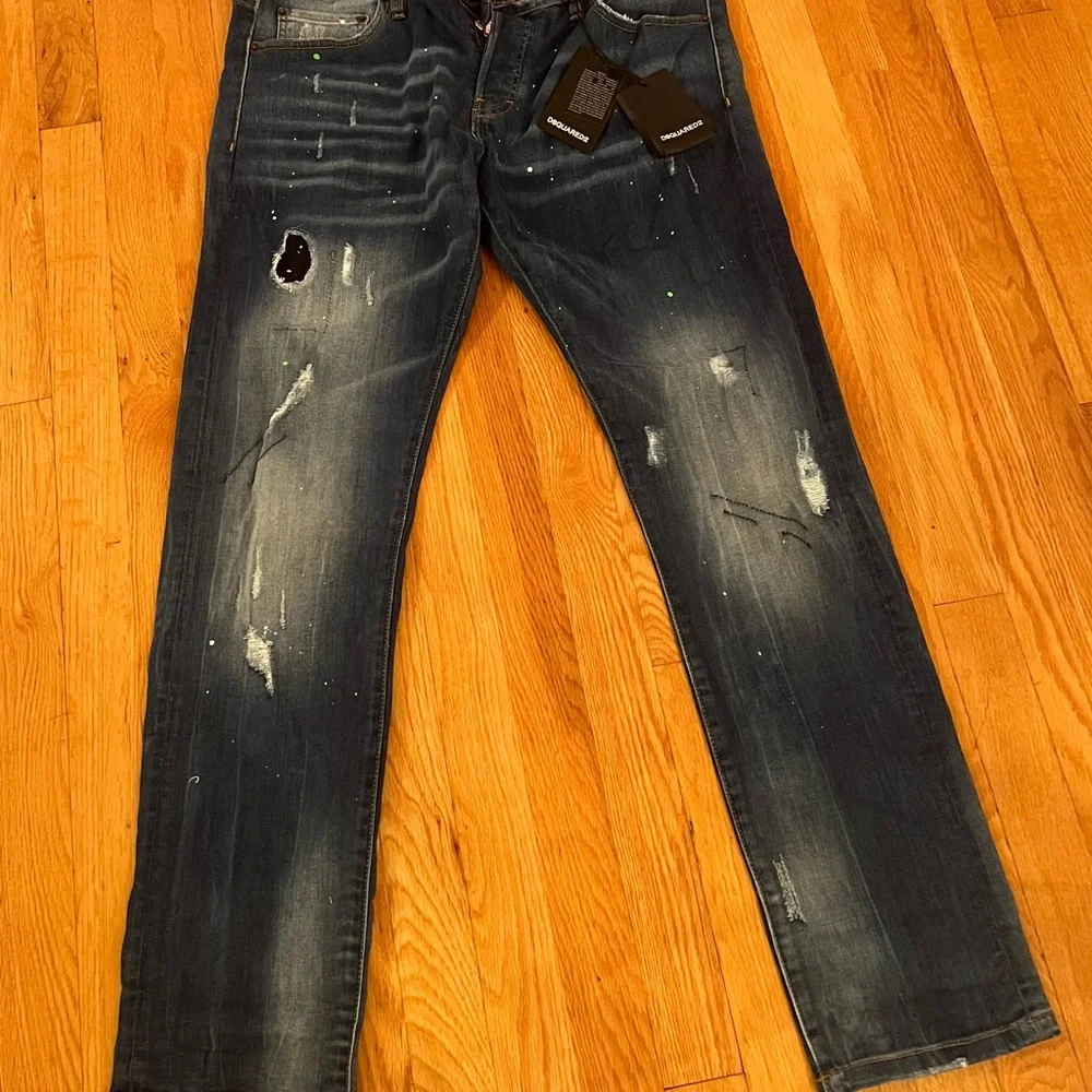 Dsquared2 paint-splatter Distress Italy-made Jeans - Picture 5 of 15